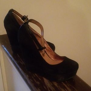 Aldo Wedges